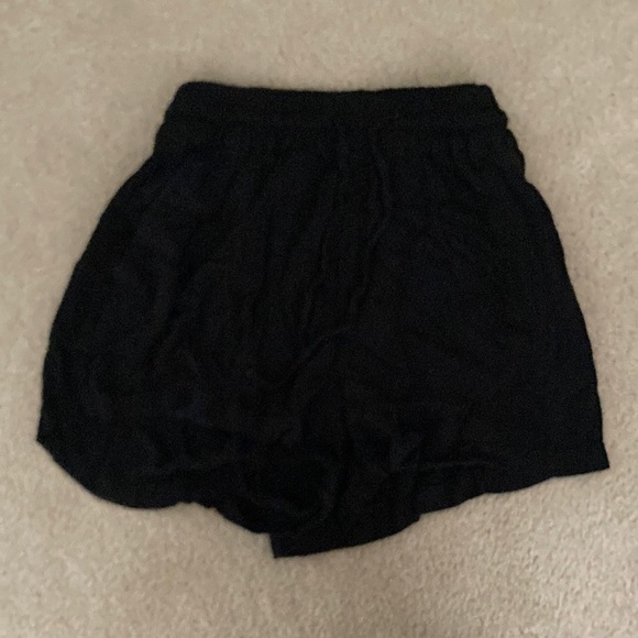Flowy black shorts! - Picture 1 of 3